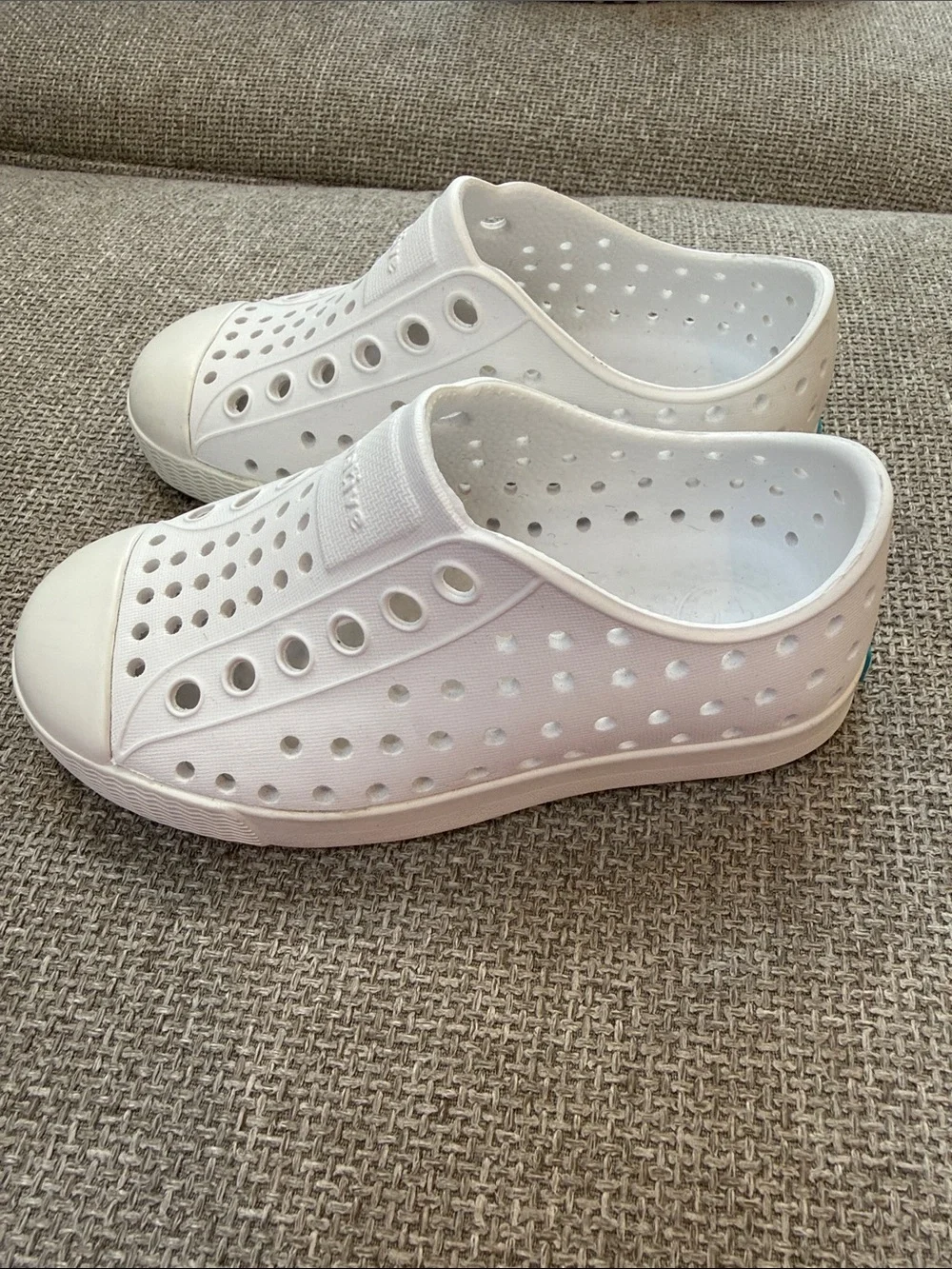 Native Kids Water Shoes Slip-On in White